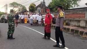 Tiga Pilar Di Desa Takmung Gelar Pengamanan Piodalan
