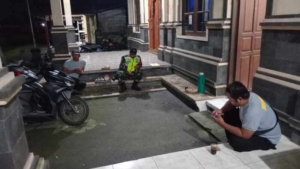 Sinergi TNI Polri Dan Pemdes Selisihan, Gelar Patroli Siskamling
