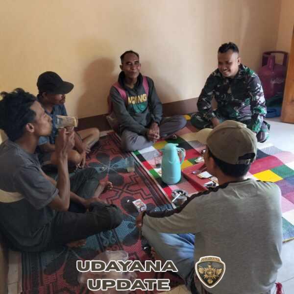 ‎Eksistensi Koramil 1607-03/Ropang Kuat, Warga Datang Bantu Bersih Lingkungan