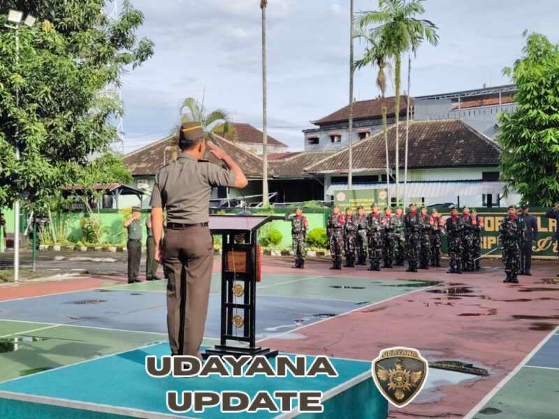 Danramil Nusa Penida Pimpin Upacara 17 an Bulan Pebruari 2026