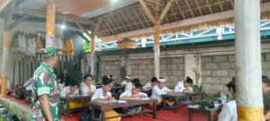 Babinsa Belega Hadir Mengawal Bulan Bahasa Bali VIII, Budaya Lestari Masyarakat Bersatu
