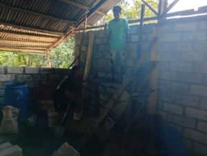 Wujud Kepedulian TNI, Kodim 1622/Alor Rehab Rumah Warga di Kecamatan Abad