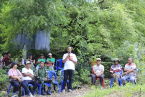 Prajurit Yonif TP 834/WM Turun Langsung Hijaukan Mata Air Wugha-Wugha