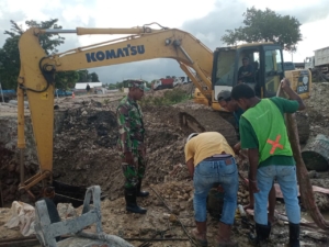 Babinsa Kodim 1627/RN Amankan Kawasan Sentra Industri Garam Nasional