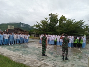 Melalui PBB dan Pembinaan Mental, Koramil Taliwang Bina Pelajar MAN 1