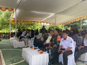 Pastikan Alam Desa Tumpak Terjaga, Babinsa Hadiri Penanaman Pohon Bersama PT. Pertamina