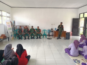 Cegah Kenakalan Remaja, TNI Bekali Siswa SMKN 1 Brang Ene Wawasan Kebangsaan