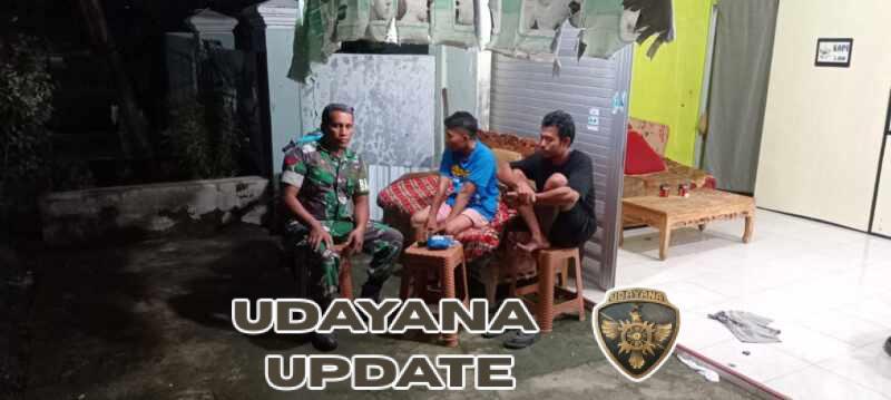 Babinsa Koramil 1628-02/Sekongkang Patroli Malam, Pastikan Warga Tetap Aman