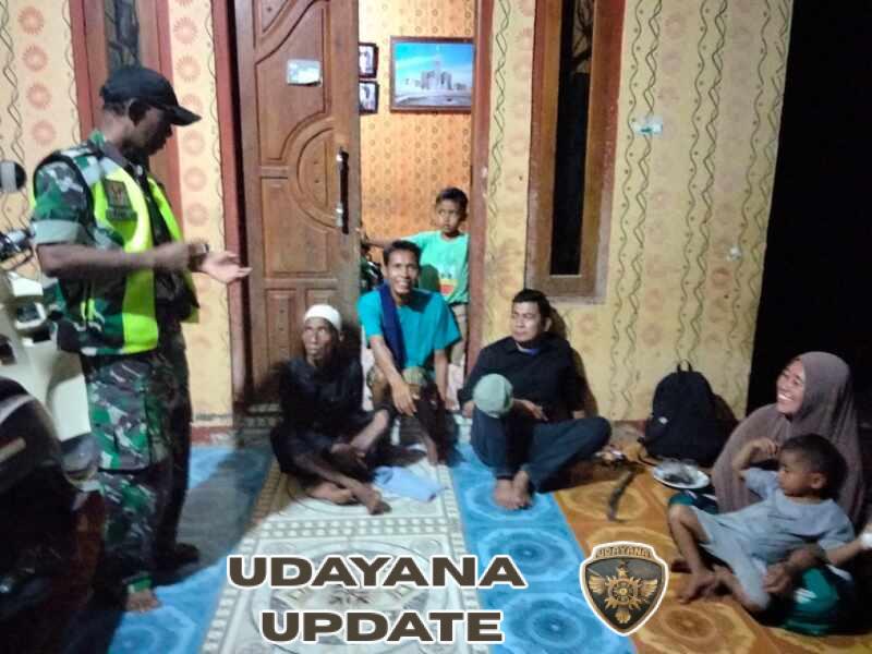 Serka Muhdar dan Babinsa Wawo Berikan Himbauan Keamanan Saat Ronda Malam
