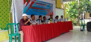 Babinsa Rasabou Mewakili Danramil Sape Hadiri Rapat BUMDESMA di Aula Kecamatan
