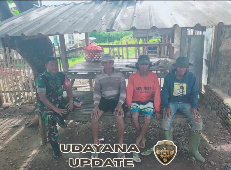 Babinsa Desa Hu’u Ajak Petani Laporkan Sawah Siap Panen
