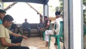Babinsa Cempi Jaya Laksanakan Komsos Bahas Kesiapan Panen Padi