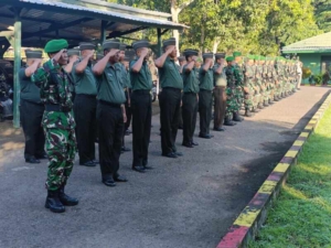 Inspektur Upacara Bacakan Amanat Kasad pada Upacara 17-an Kodim 1614/Dompu