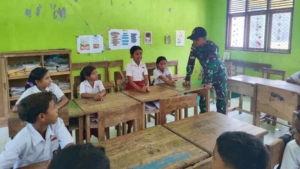 Yonarmed 12 Kostrad Hadirkan Semangat Belajar bagi Siswa SDK 1 Fulur