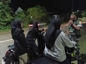 Cegah Gangguan Kamtibmas, Koramil 1628-05/Jereweh Laksanakan Patroli Rutin