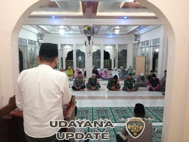 Melalui Safari Ramadhan, TNI dan Forkopimcam Taliwang Pererat Silaturahmi dengan Warga