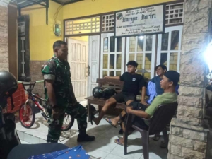 Koramil Poto Tano Tingkatkan Pengawasan Wilayah, Babinsa Aktif Sambangi Masyarakat