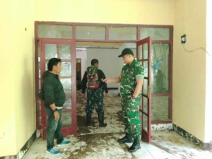 Kodim 1621/TTS Laksanakan Pembersihan MA Yon TP TTS Jelang Kedatangan Pasukan.