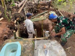 Satgas TMMD Ke-127 Kodim 1603/Sikka Kebut Pembangunan MCK, Fokus Pembuatan Septic Tank