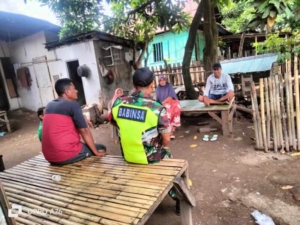 Babinsa Desa Sondosia Serukan Waspada Musim Hujan dan Keselamatan Rumah