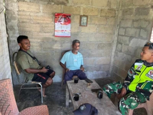 TNI Hadir di Pesisir Otogedu, Himbau Warga Waspada Cuaca Ekstrem