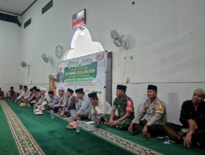 Babinsa Seloto Hadiri Tabligh Akbar Peringatan HUT ke-20 Desa Seloto