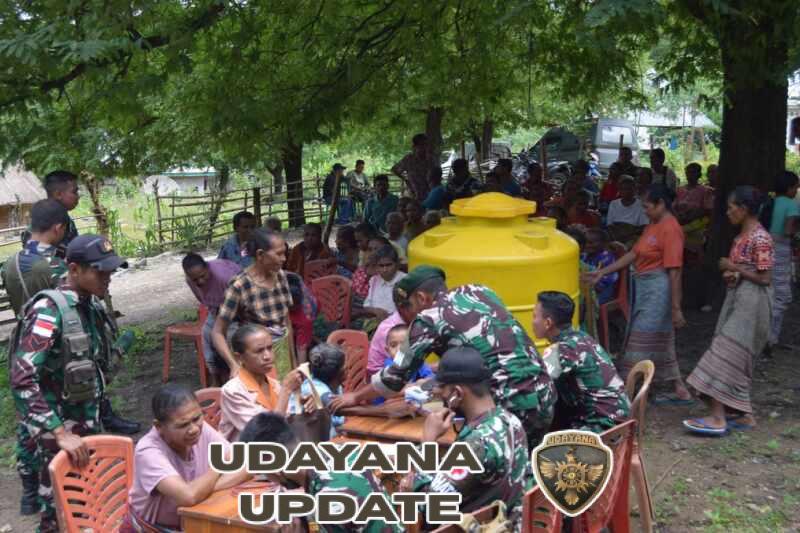 Kawal Batas Kasih Tak Terbatas, Satgas Pamtas Yonarhanud 2 Kostrad Gelar Pengobatan Gratis di Desa Sono
