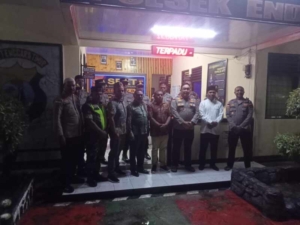 Jalin Kebersamaan di Bulan Ramadhan, Babinsa Koramil 1602-01/Ende Hadiri Buka Puasa Bersama Kepolisian Resor Ende