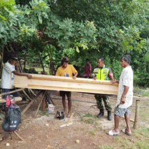 Babinsa Koramil 1627-03/Batutua Monitoring Pembangunan KDKMP Desa Oelua
