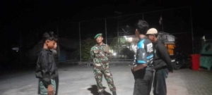 Anggota Piket Koramil 1628-03/Seteluk Laksanakan Patroli Malam, Jaga Kamtibmas Wilayah