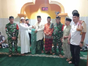 Babinsa Koramil 1628-01/Taliwang Hadiri Safari Ramadan Forkopimcam Brang Ene di Masjid Nurul Yakin