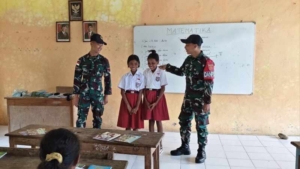 Yonarmed 12 Kostrad Cerdaskan Generasi Perbatasan Lewat Pelajaran Matematika