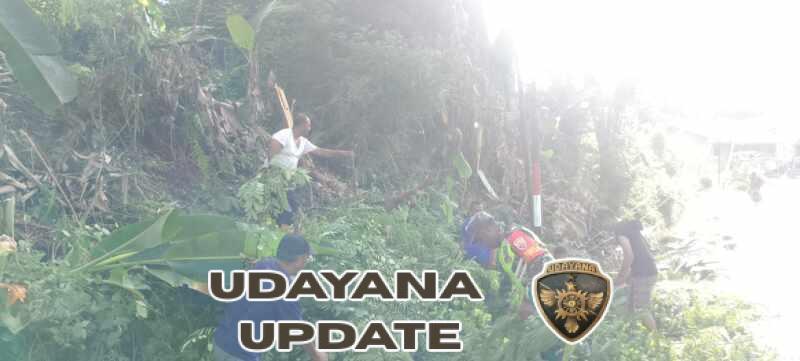Babinsa Ende Bersama Warga Gelar Karya Bakti di Dusun Tanagadi