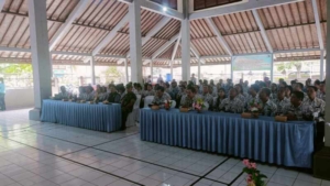 Anggota Koramil 1623-05/Manggis Hadiri Seminar Guru se-Kecamatan Manggis