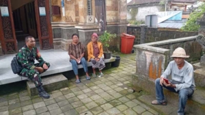 Babinsa Undisan Laksanakan Komsos Bersama Warga, Bahas Kebersihan dan Antisipasi Bencana