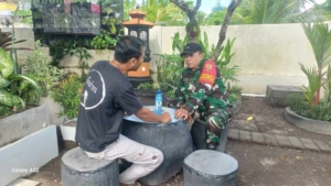 Ciptakan Keakraban, Babinsa Ped Gelar Komsos Bersama Warga