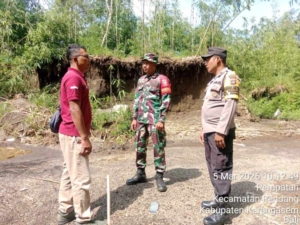 Babinsa 1623-03/Rendang Bersama KPH Bali Timur Gelar Patroli Kawasan Hutan Desa Pempatan