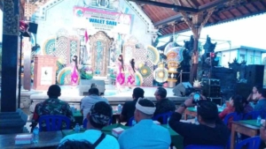 Babinsa Lembongan Hadiri RAT Koperasi Serba Usaha Walet Sari