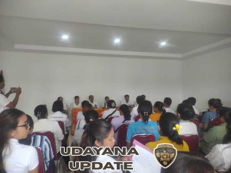 Babinsa Kamasan Monitoring Pembinaan Persiapan Lomba TP Posyandu Dan Telajakan Kabupaten Klungkung
