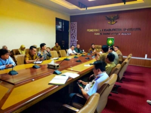 Pastikan Kesiapan Idul Fitri 1447 H, Dandim 1607/Sumbawa Hadiri Rakor Forkopimda di Kantor Bupati