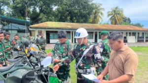 Kasdim 1603/Sikka Tegaskan Disiplin Prajurit Lewat Pemeriksaan Kendaraan Dinas