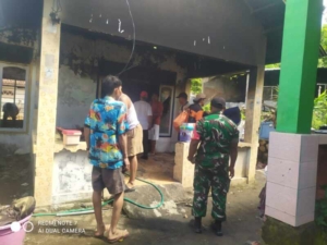 Respons Cepat, Babinsa Desa Dalam Kawal Bantuan BNPB untuk Warga Terdampak Kebakaran