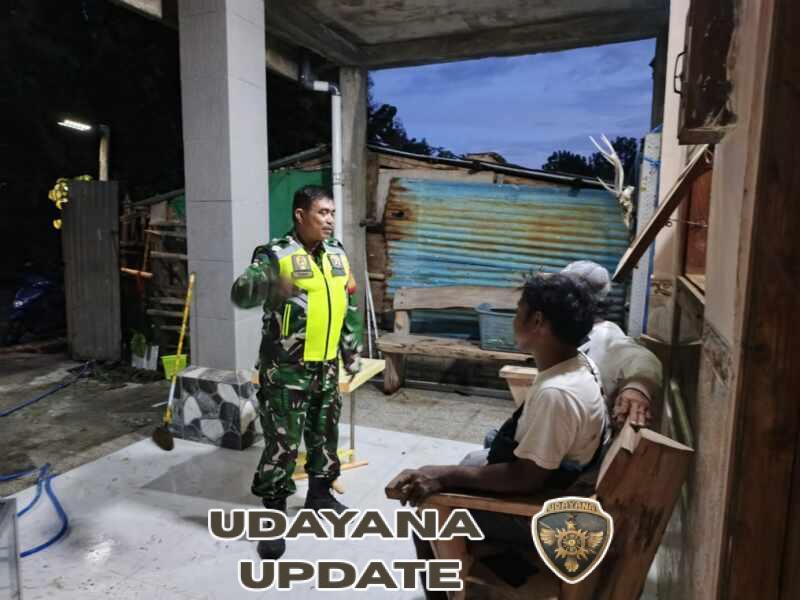 Saat Malam Tiba, Koramil Moyo Hilir Pastikan Warga Tetap Tenang