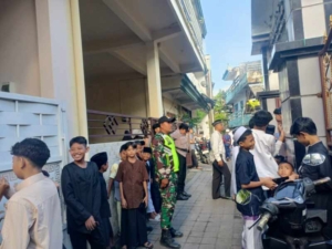 Ciptakan rasa aman dan nyaman, Anggota jajaran Kodim 1623/Karangasem bersama Instansi terkait laksanakan pengamanan sholat Idul fitri 1447 Hijriah