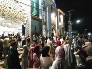 Babinsa Dauh Peken Bersinergi Amankan Malam Takbiran Idul Adha 1447 H di Tabanan
