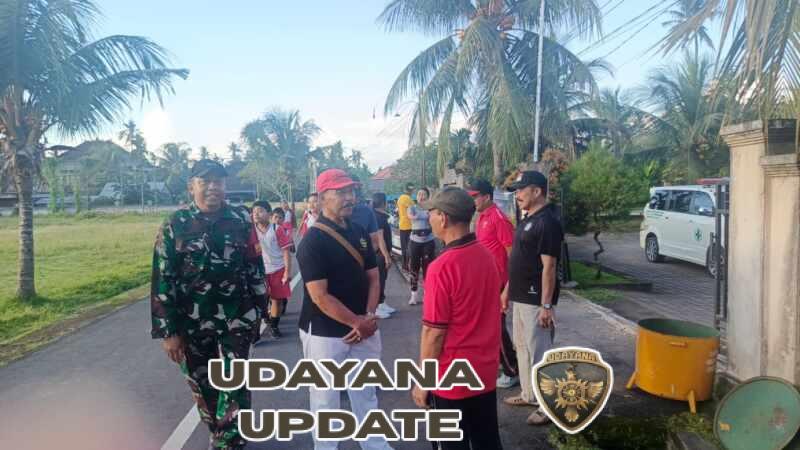 Danramil Dawan Terjunkan Babinsa Kawal Jalan Santai Di Desa Paksebali