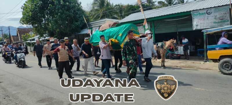 Hadir di Tengah Duka, Babinsa Koramil 1607-04/Alas Bantu Pengantaran Jenazah Warga