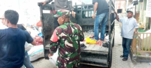 Hadir di Tengah Musibah, Persit dan Babinsa Ringankan Beban Warga