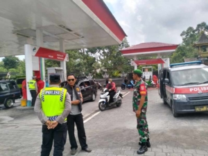 Pastikan Situasi Kondusif, Anggota Koramil 1623-03/Rendang Gelar Patroli Bersama