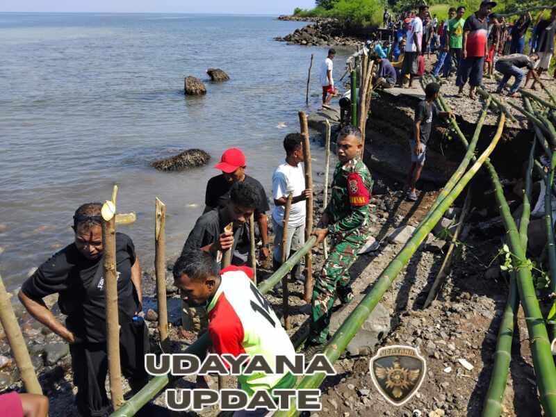Koramil 1603-02/Talibura Gelar Karya Bakti Perbaikan Jalan Pesisir, Tingkatkan Keselamatan Warga